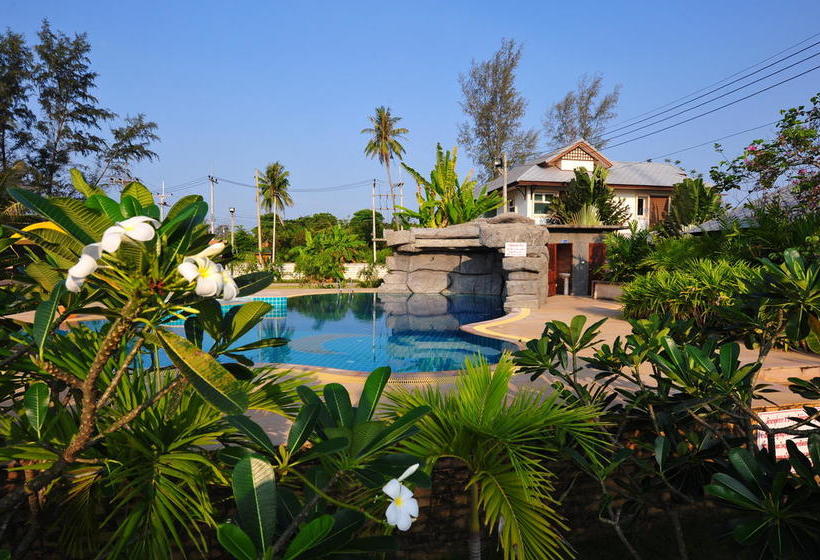 Hotel Baan Faa Talaychan Resort 12