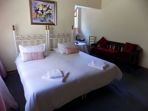 Pensión Out Of Africa Village Hartbeespoort