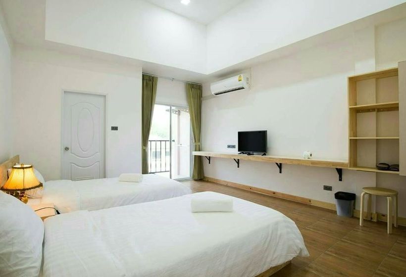 Hotel Hughomestay 8