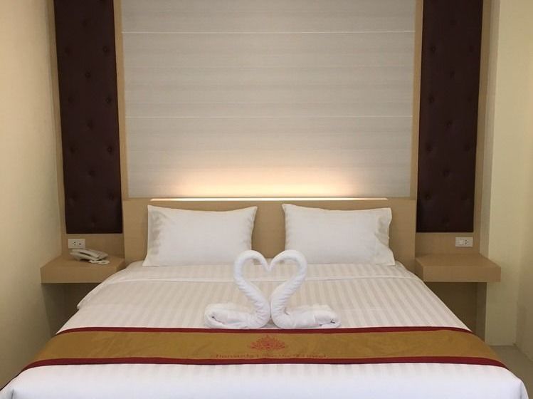 Hotel Chansuda Lake View 16