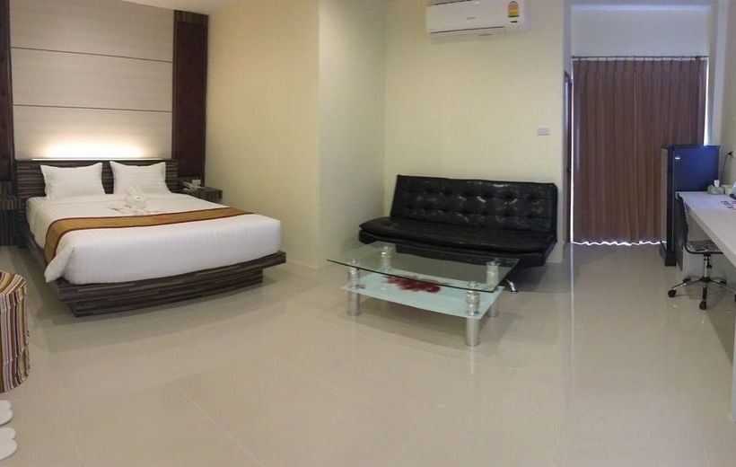 Hotel Chansuda Lake View 2