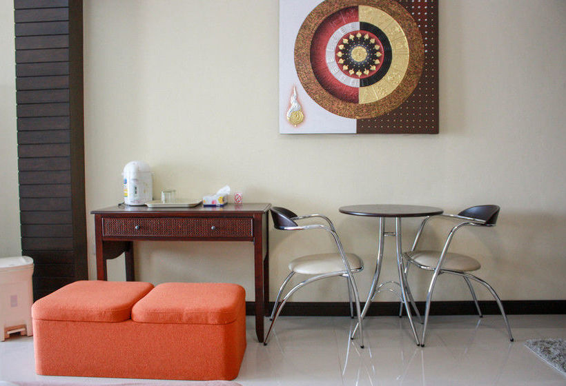 Pension Cha Am Paris Style Guest House 11