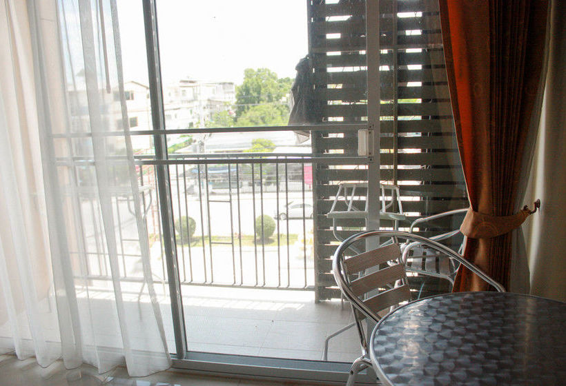 Pension Cha Am Paris Style Guest House 12