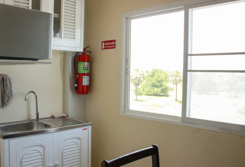 Pension Cha Am Paris Style Guest House 18