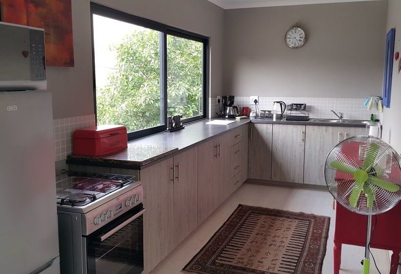 Golden View Luxury Self Catering 20