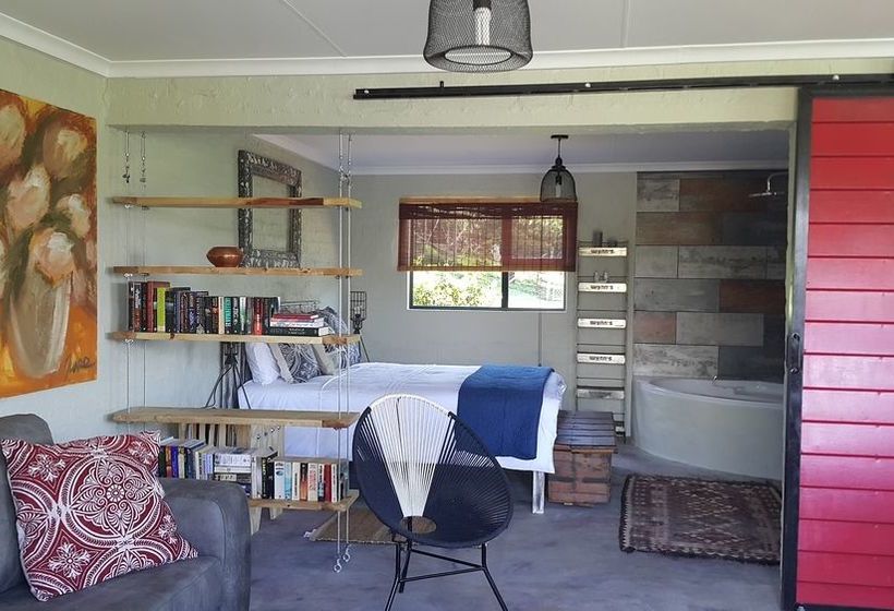 Golden View Luxury Self Catering 4