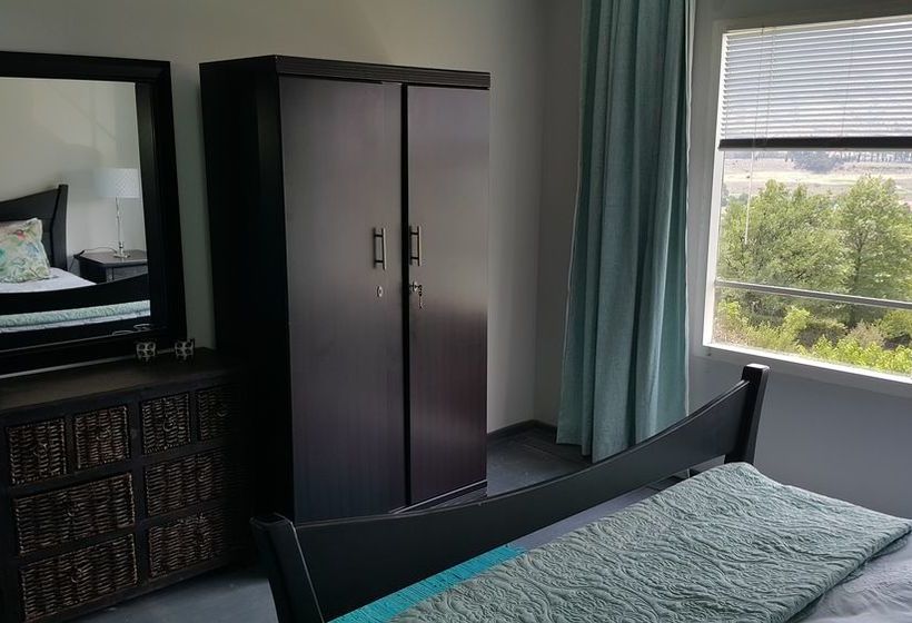 Golden View Luxury Self Catering 7