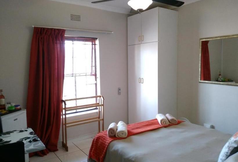 Pensão Shekinah Lodge 6