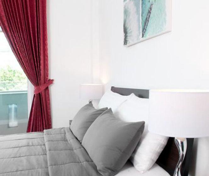 Hotel Surin Beach Rooms 12