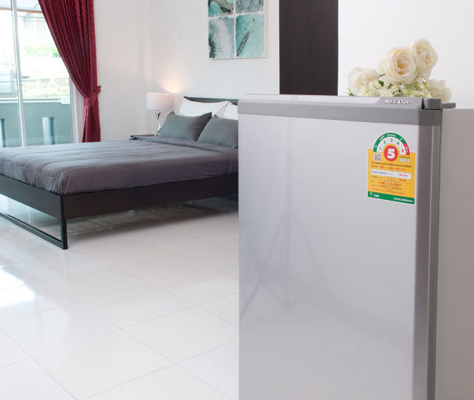 Hotel Surin Beach Rooms 14