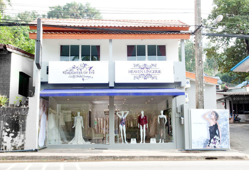 Hotel Surin Beach Rooms 8