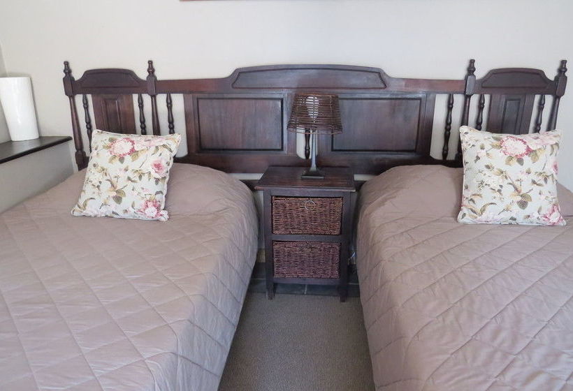 Pension The Village In Hatfield 2