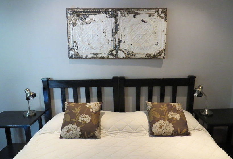 Pension The Village In Hatfield 9