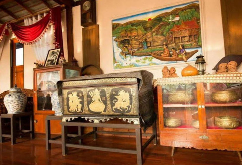 Pension Bantham Hill Homestay 9