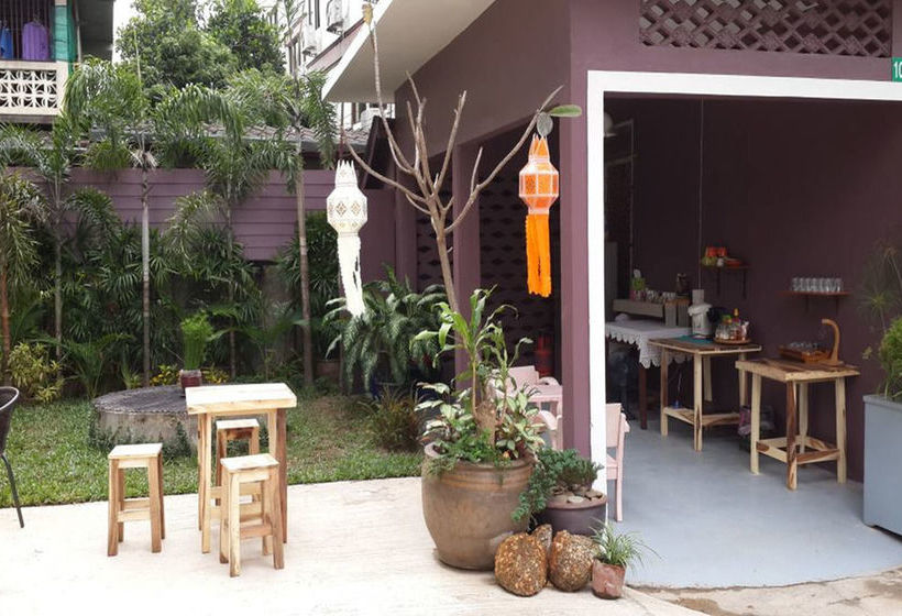 Pensione Baan Jaru 15