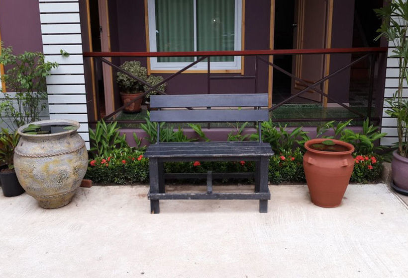 Pensione Baan Jaru 16