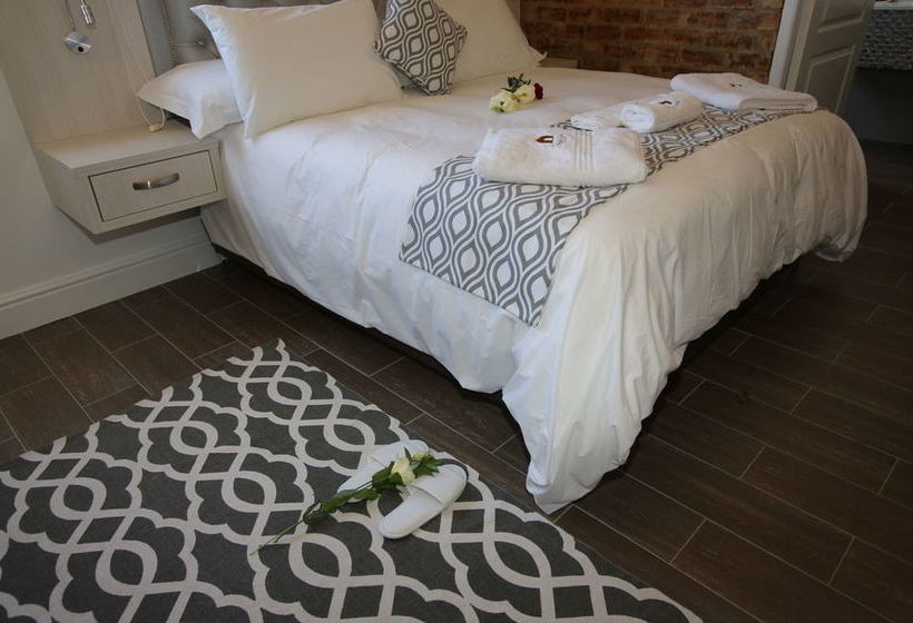 Pension The Noble Lodge 14