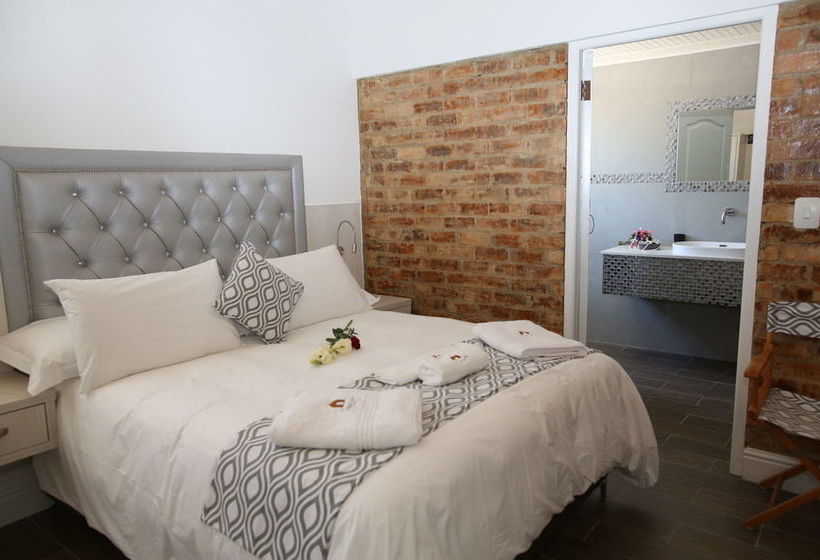 Pension The Noble Lodge 18