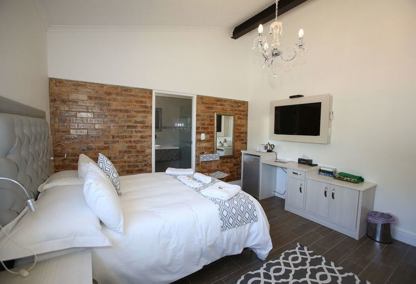 Pension The Noble Lodge 8