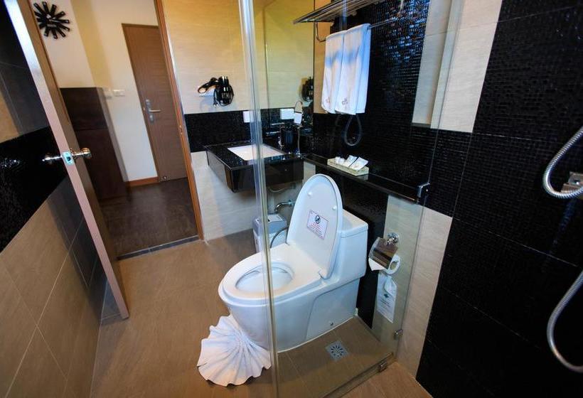 Hotel Wealth Boutique 6