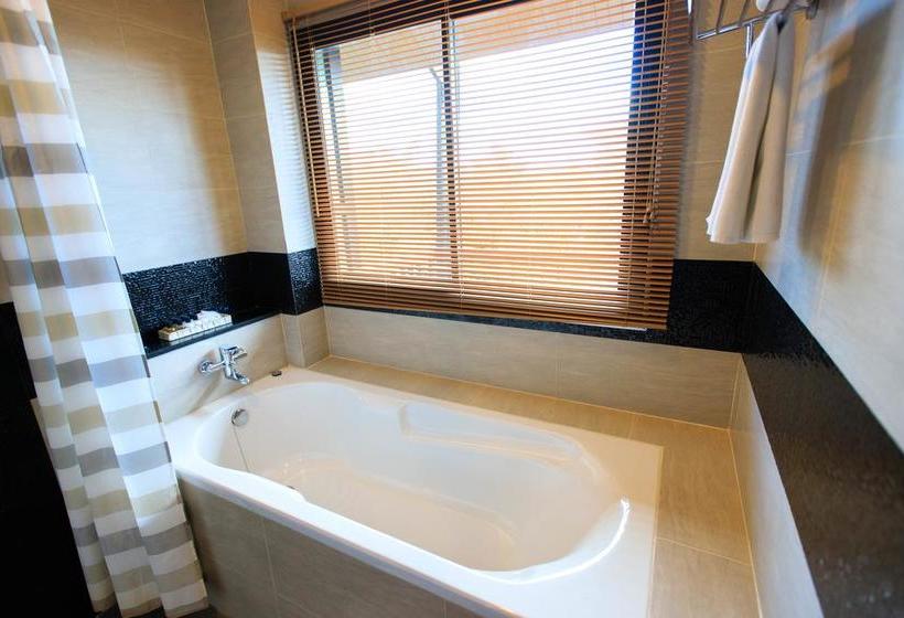 Hotel Wealth Boutique 9