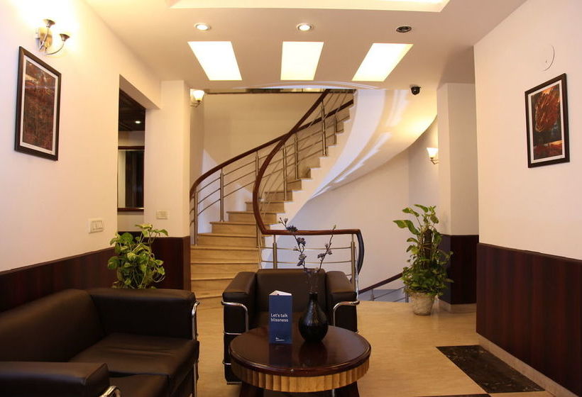 Hotel First Star F52 @ South City 1 2