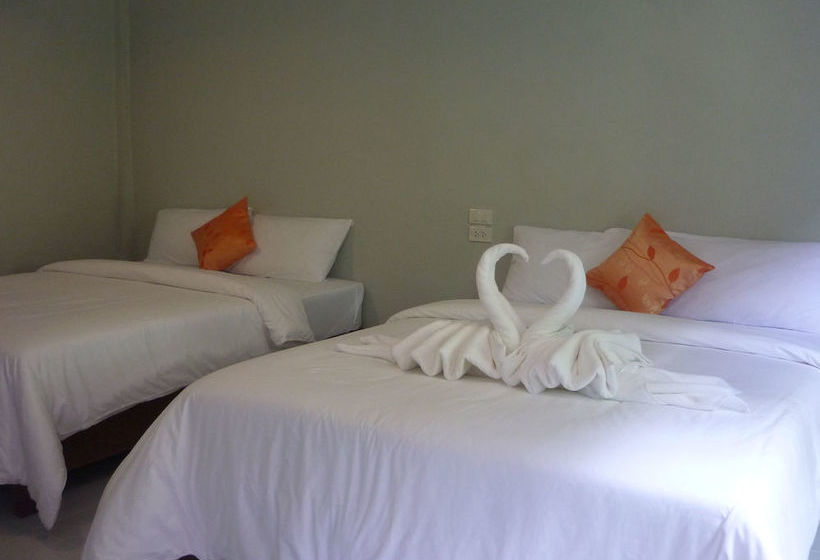 Hotel Roythai Resort 9