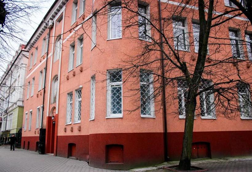 Amalienau Hostel & Apartments 12