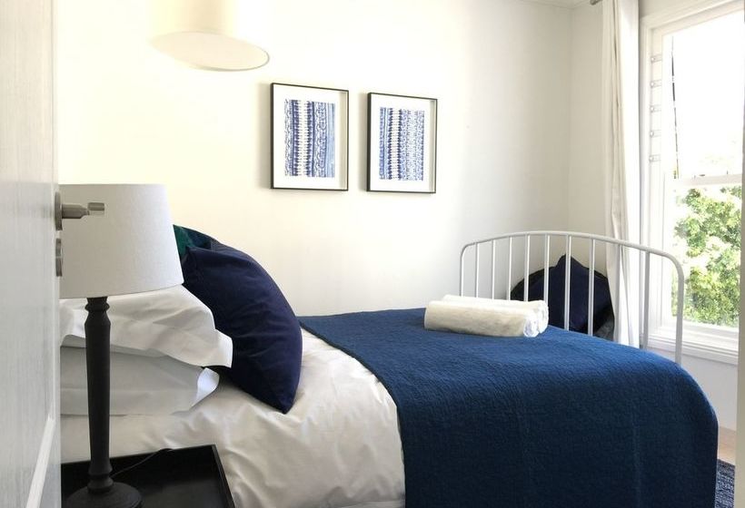 Cricklewood Place 10