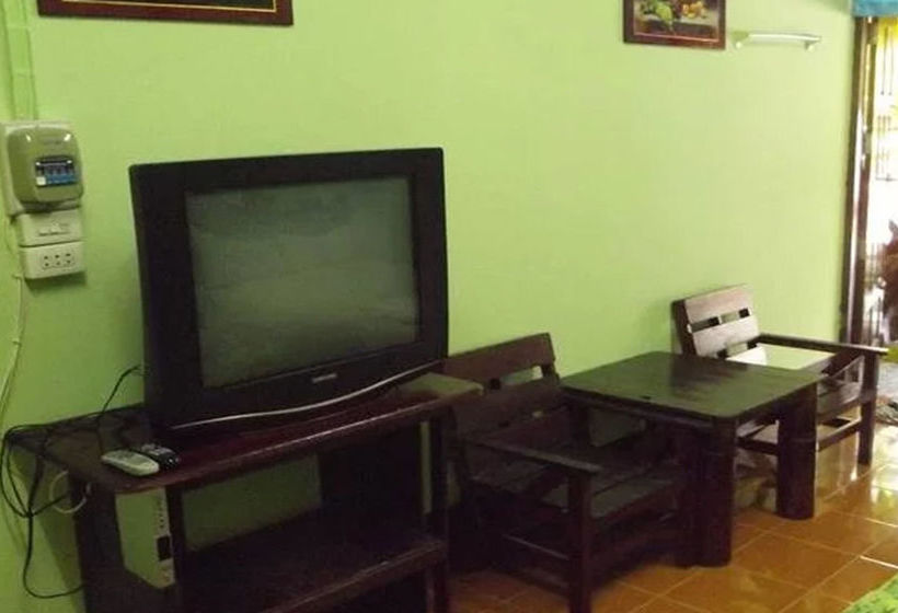 Hotel Baan Varitsara 10