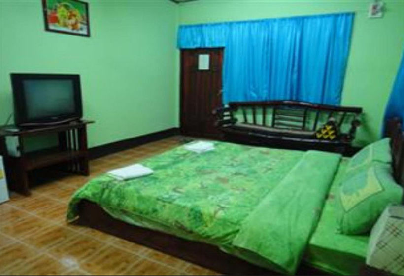 Hotel Baan Varitsara 6