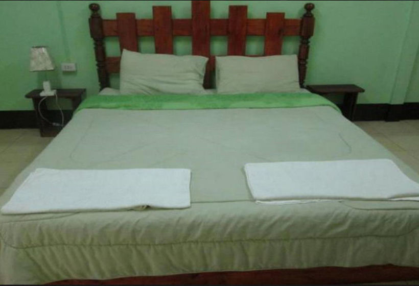 Hotel Baan Varitsara 7