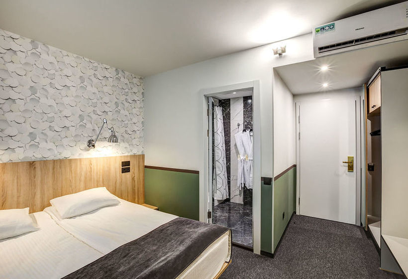 Mops Hotel And Spa 20