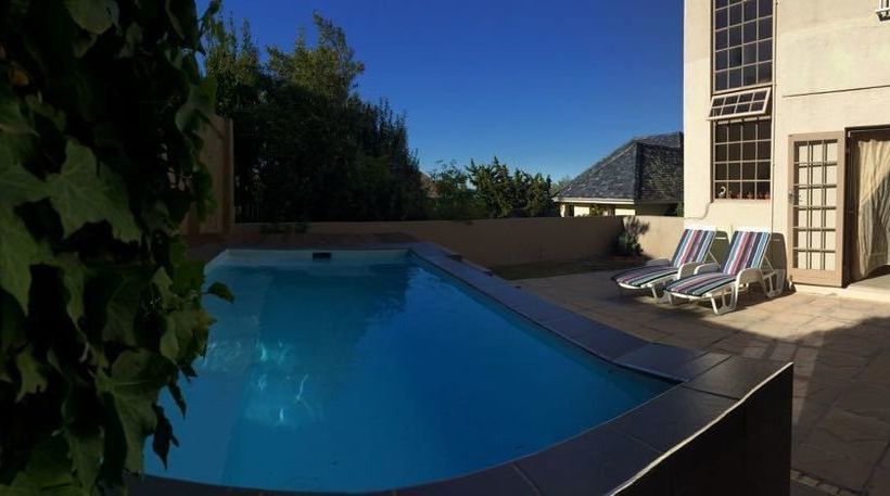 Pension Kloof Nek Suites 18