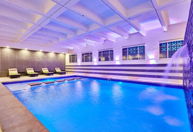 Palm Continental Hotel Johannesburg 13