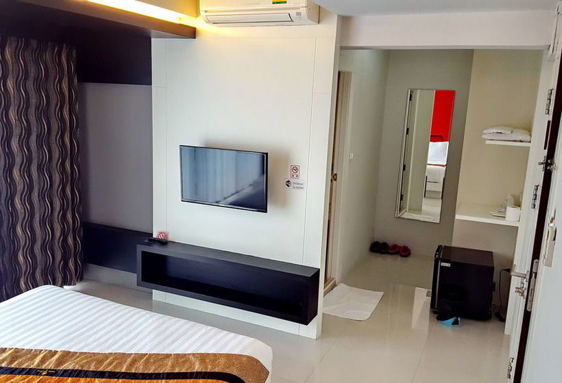 Hotel Golden Pool 14