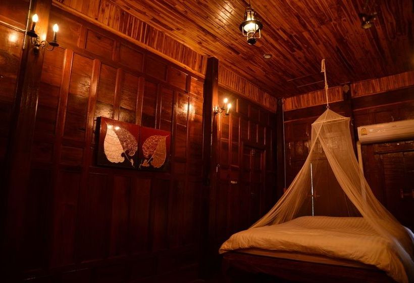 Hotel Athithara Homestay 13