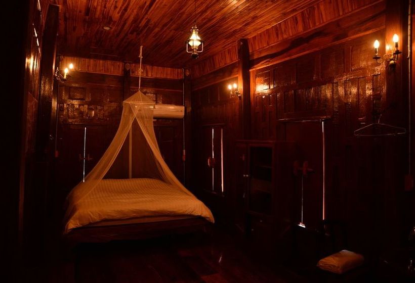 Hotel Athithara Homestay 8