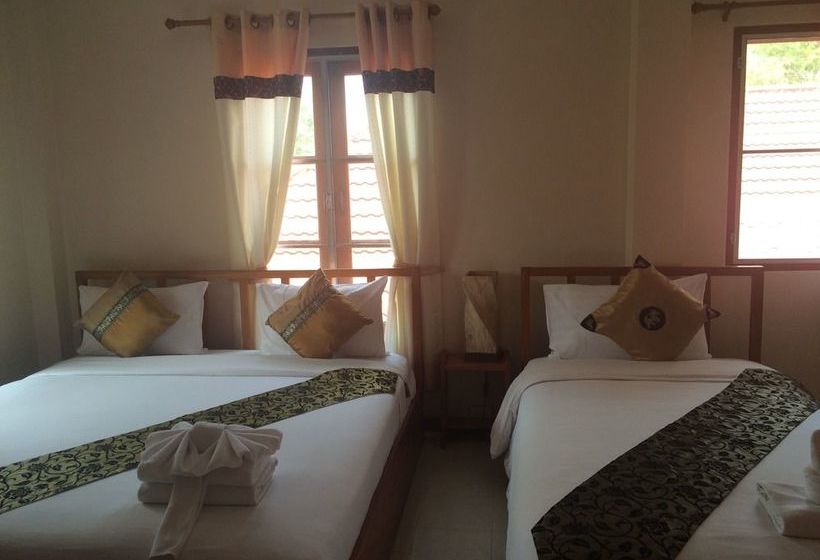 Pension Pornpong House 11