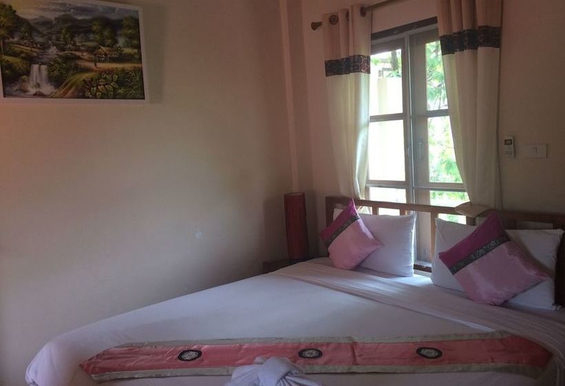 Pension Pornpong House 12