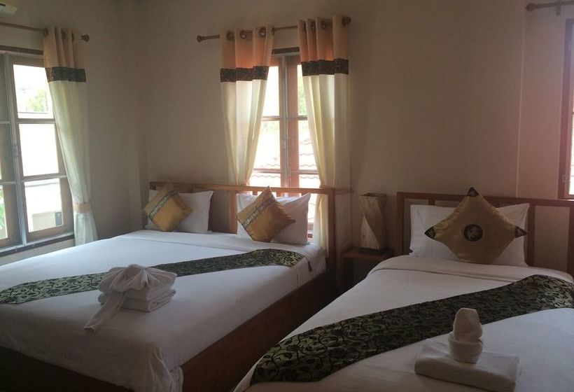 Pension Pornpong House 17