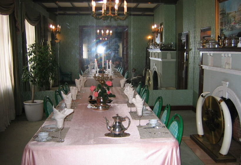 Pension Villa Victoria Executive Guest House 11