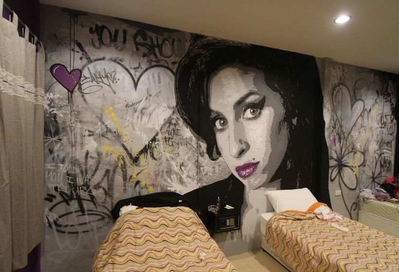 Hostel Lazy House Shenanigans 6