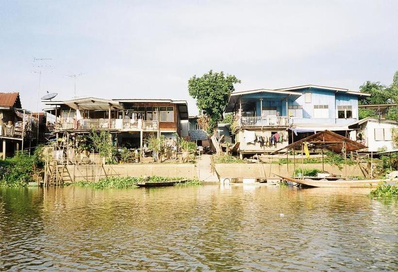 Stockhome Hostel Ayutthaya 14