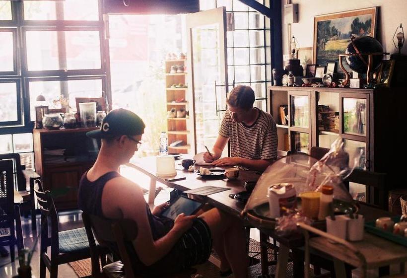 Stockhome Hostel Ayutthaya 16