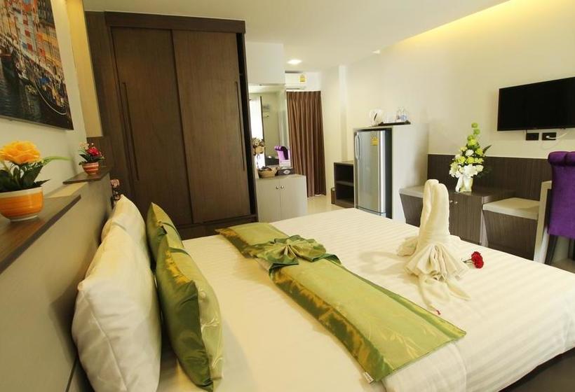 Hotel The Convenience 8