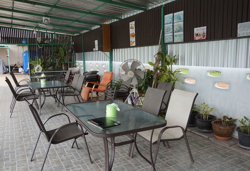 Hotel Sharples Apartments Udon Thani 16
