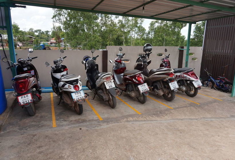 Hotel Sharples Apartments Udon Thani 17