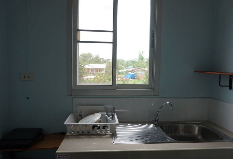 Hotel Sharples Apartments Udon Thani 7