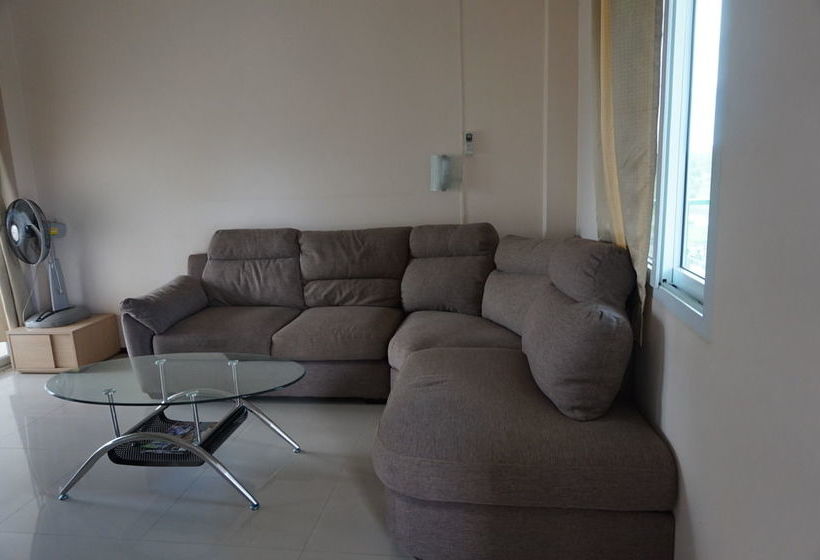 Hotel Sharples Apartments Udon Thani 9